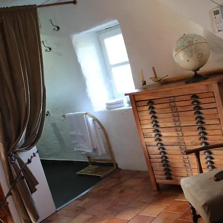 Mas Des Pelissiers Chambre&table D'hote Appartement